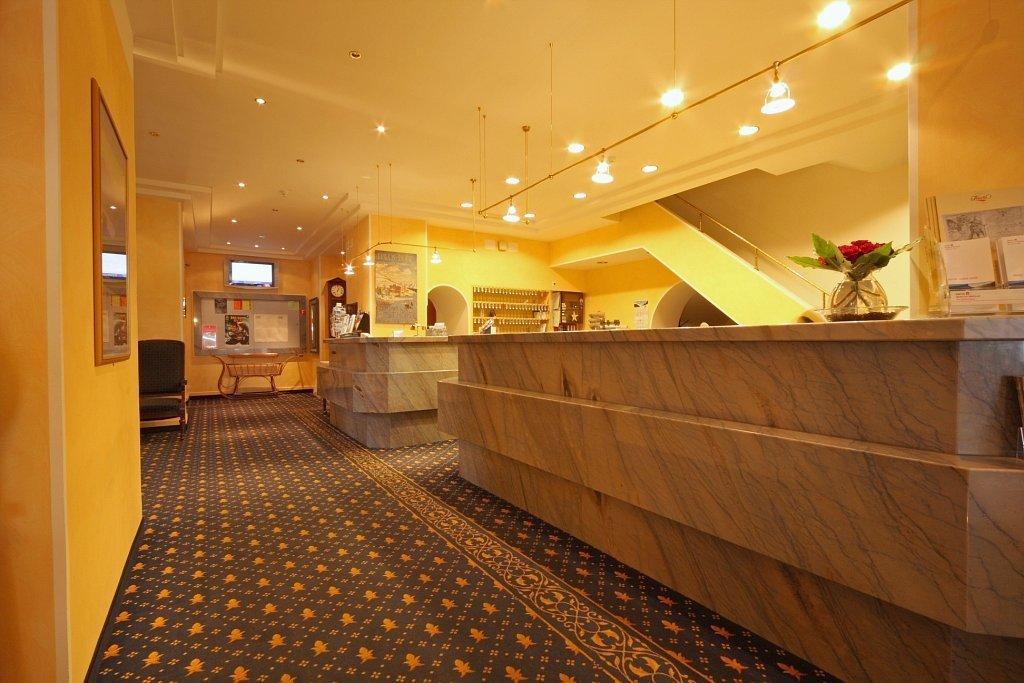 里克希富略拉达沃斯酒店 外观 照片